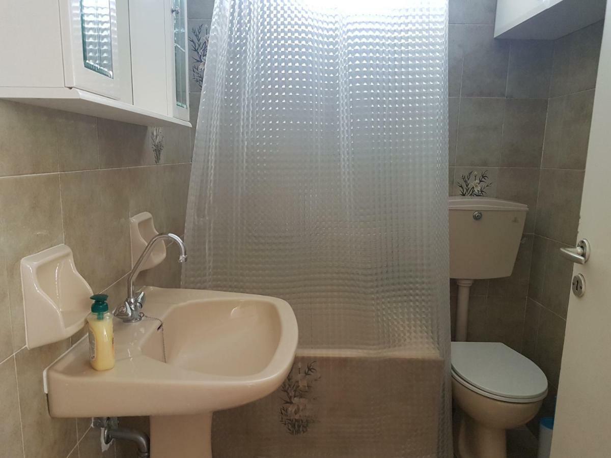 Gkionis Apartment كالاماتا المظهر الخارجي الصورة