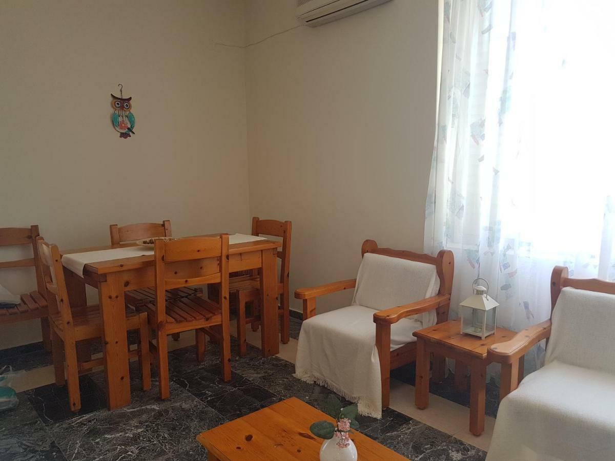 Gkionis Apartment كالاماتا المظهر الخارجي الصورة